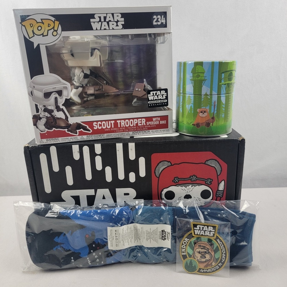 Star Wars Smuggler's Bounty Funko Subscription box complete